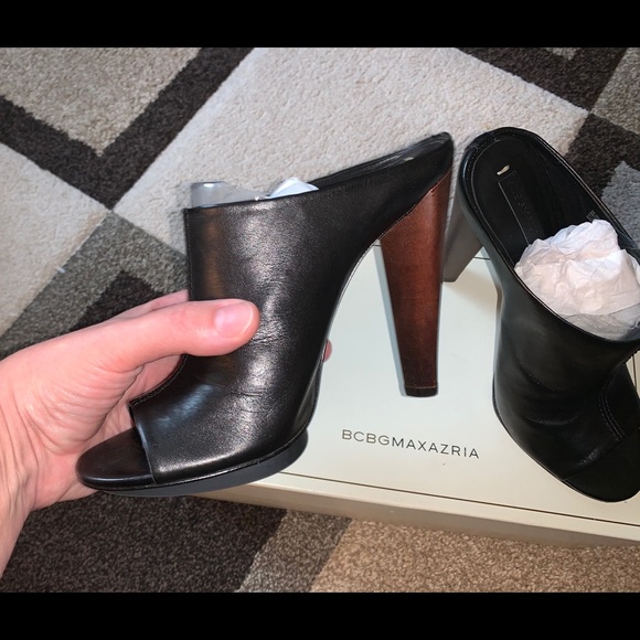 Like new beautiful shoes - Picture 5 of 5